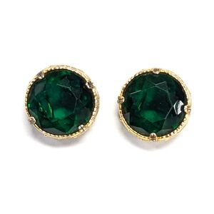 Vintage Green Glass Clip Earrings